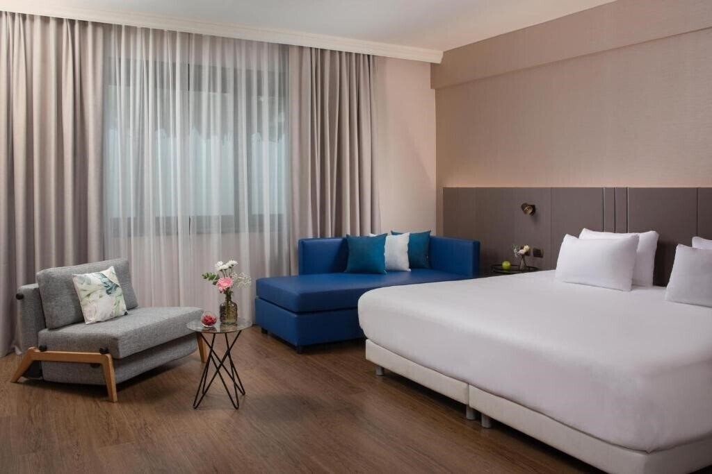 Фото NH Villa Carpegna 4*