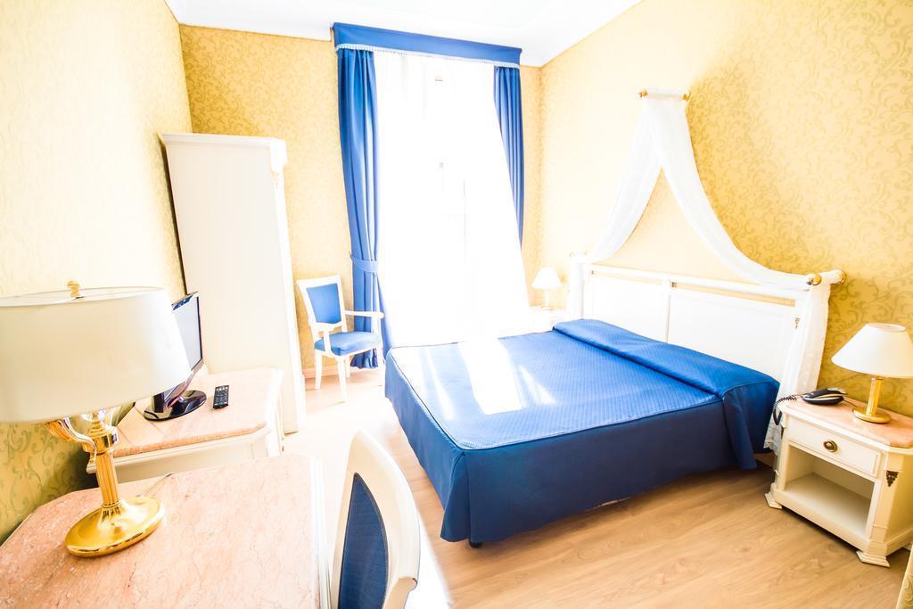 Готель Giorgi 3*