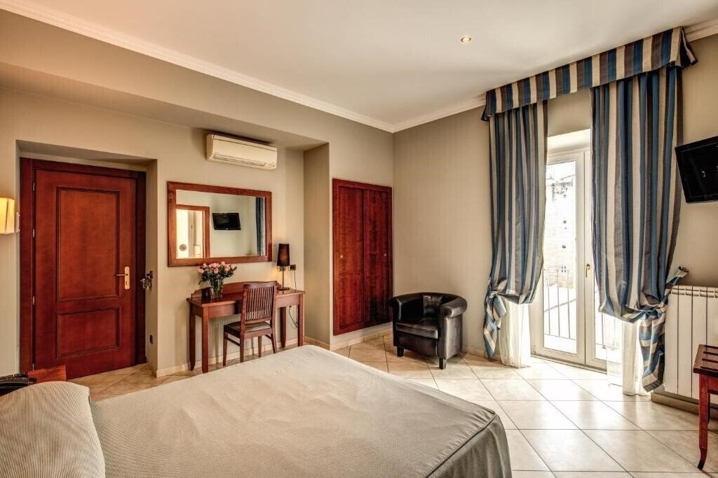 Картинка Taormina Hotel 2*