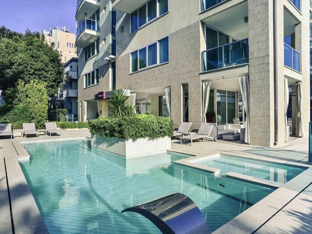Готель Mercure Artis 4*