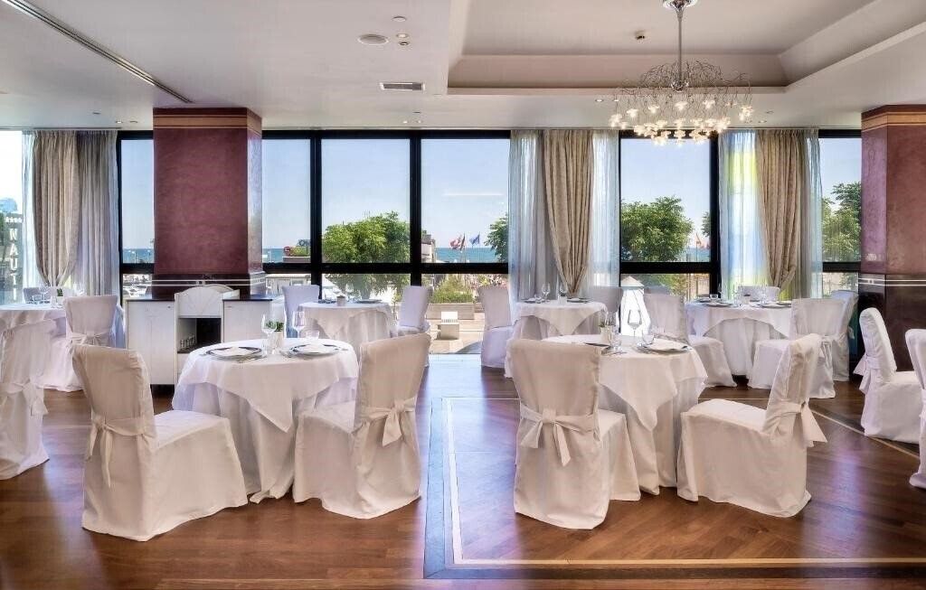 Картинка Hotel Nautico 4*