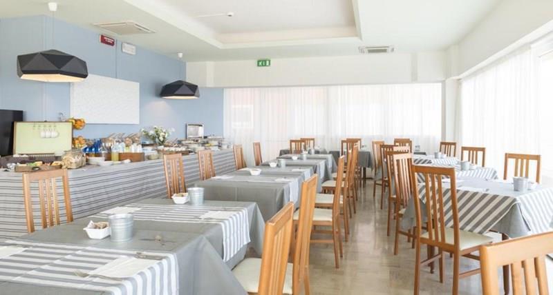 Фотографія Hotel Near Carnaby Disco 3*