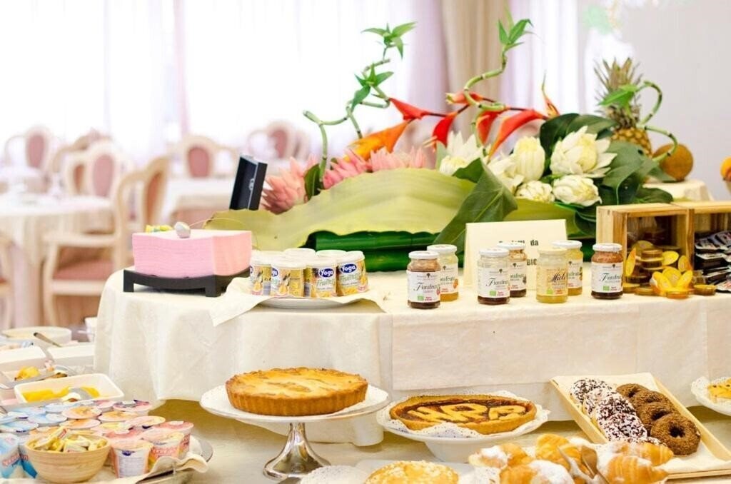 Картинка Hotel Royal Plaza 4*