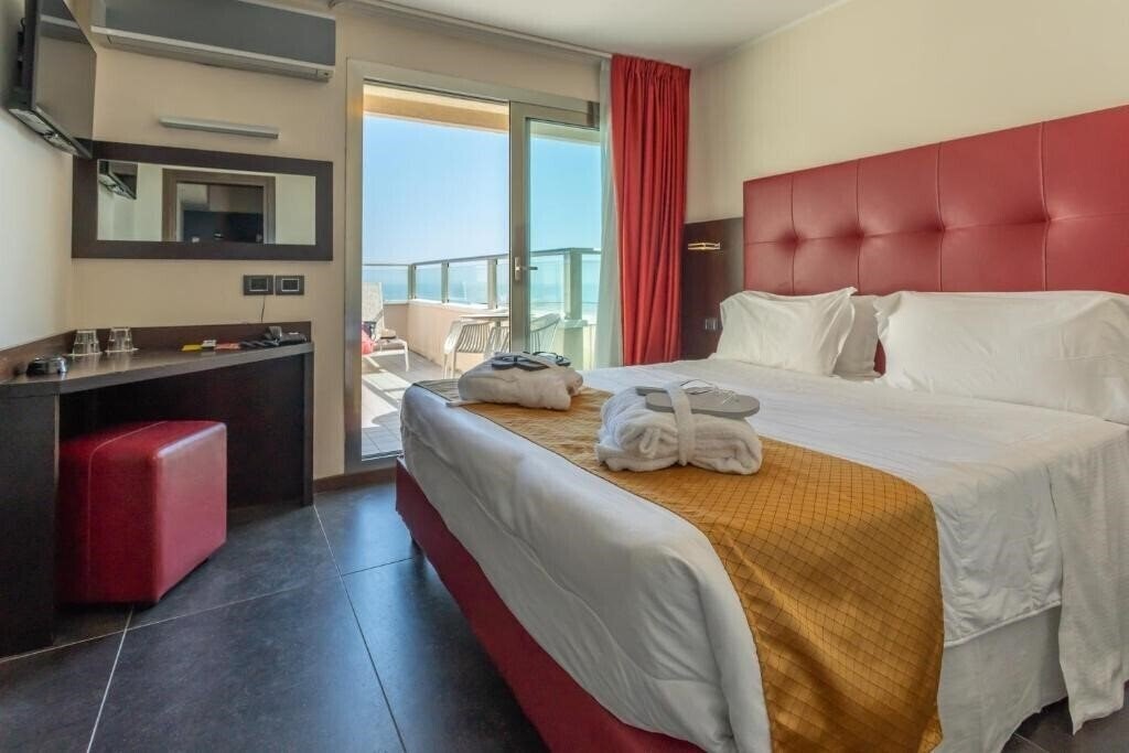 Фотография Terminal Palace & SPA 4*
