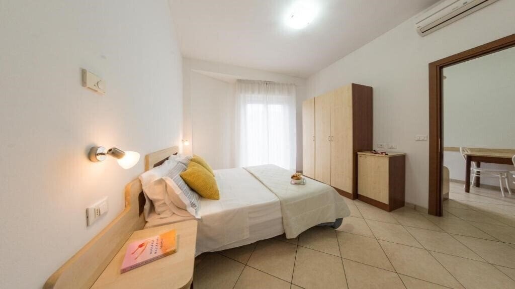 Фото Residence Mediterraneo 3*