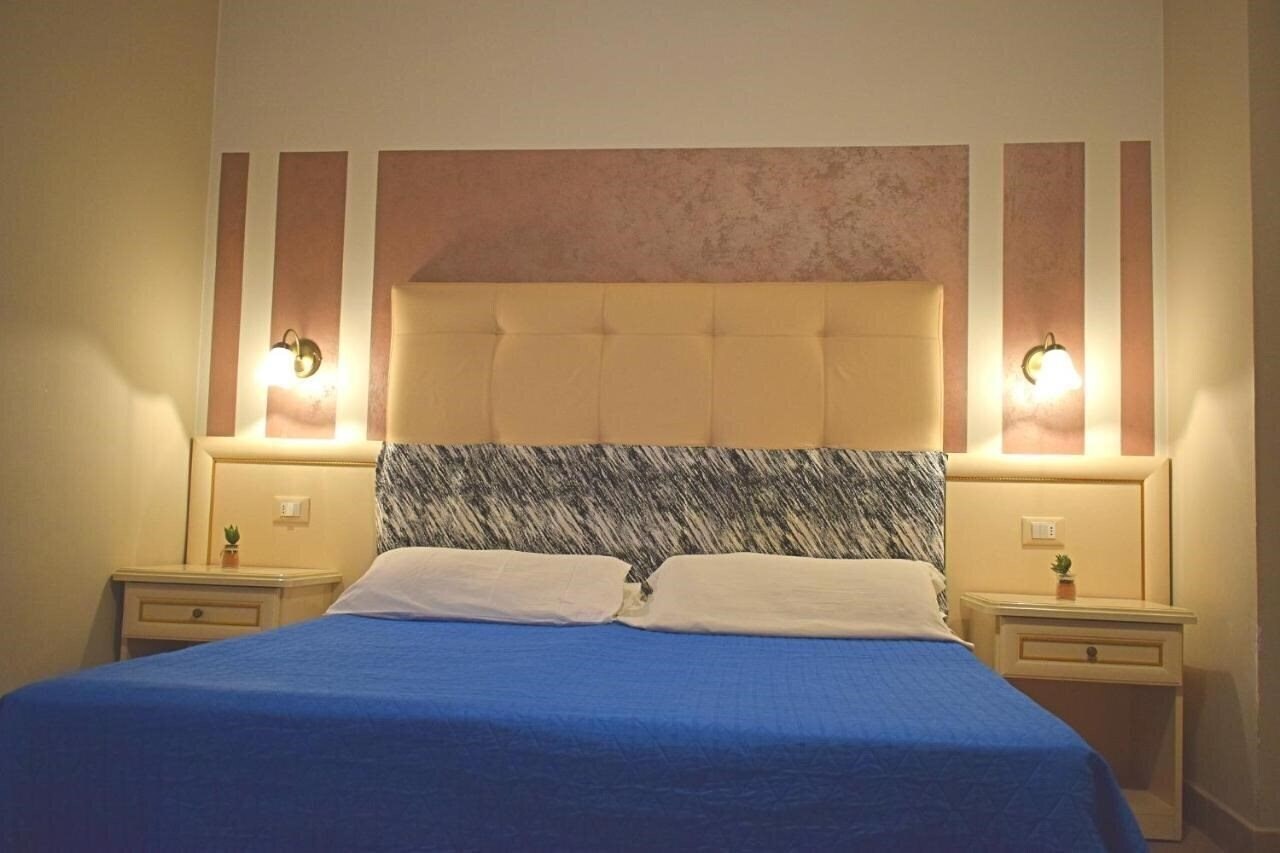 Готель Hotel Donau 3*