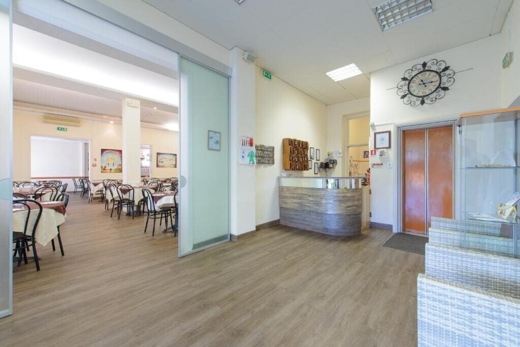 Готель Hotel Cirene 3*