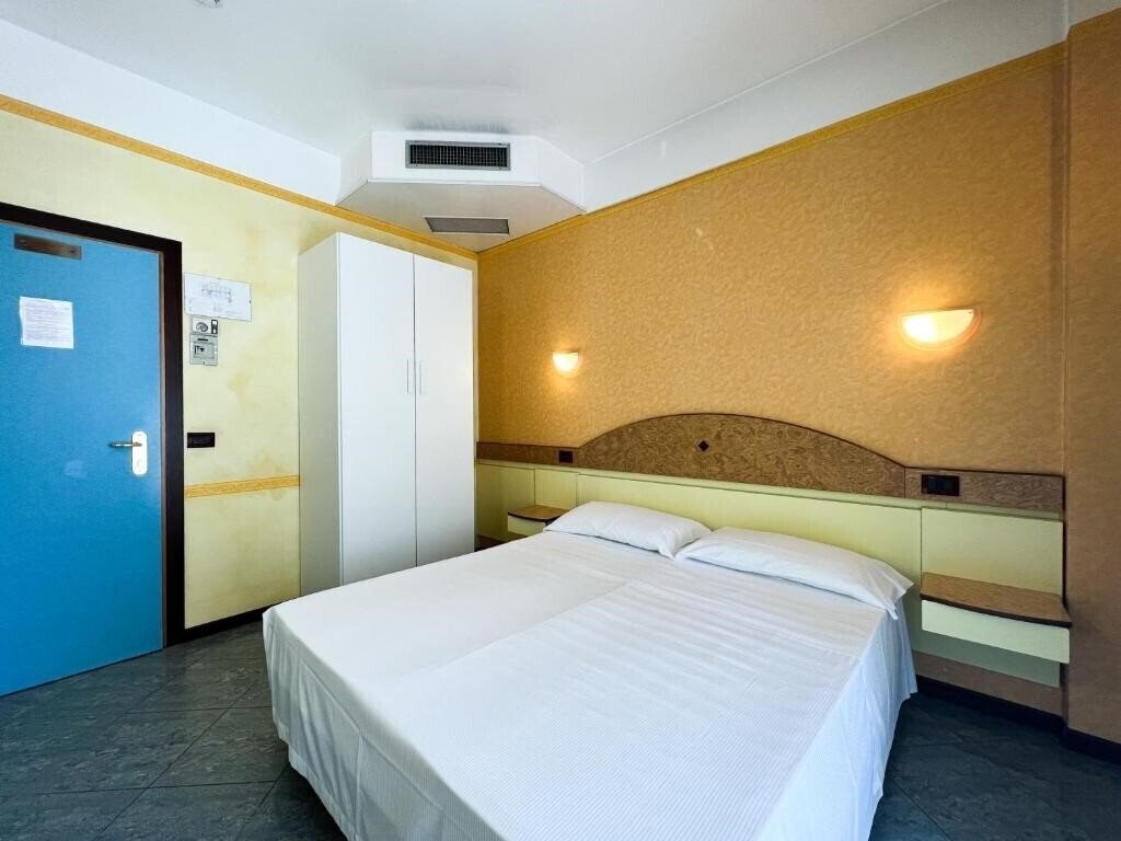 Фото Hotel Soleblu 3*