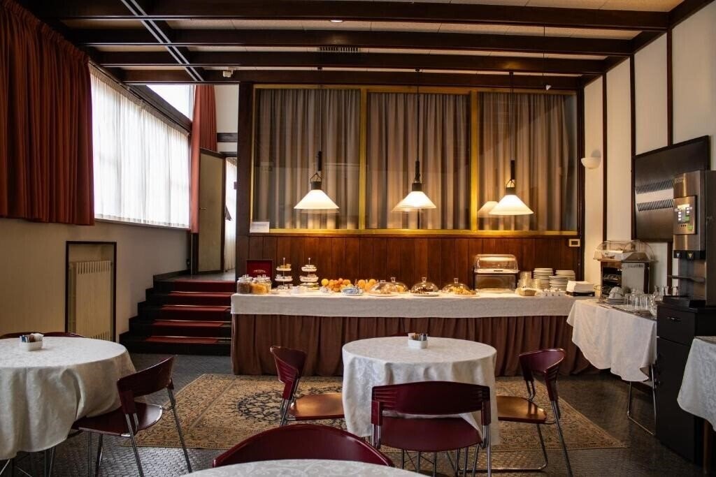 Фотографія Hotel Napoleon 2*