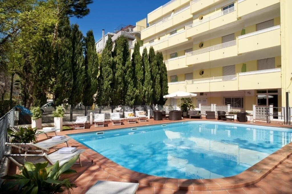 Фото Astoria Suite (Marina Centro) 4*