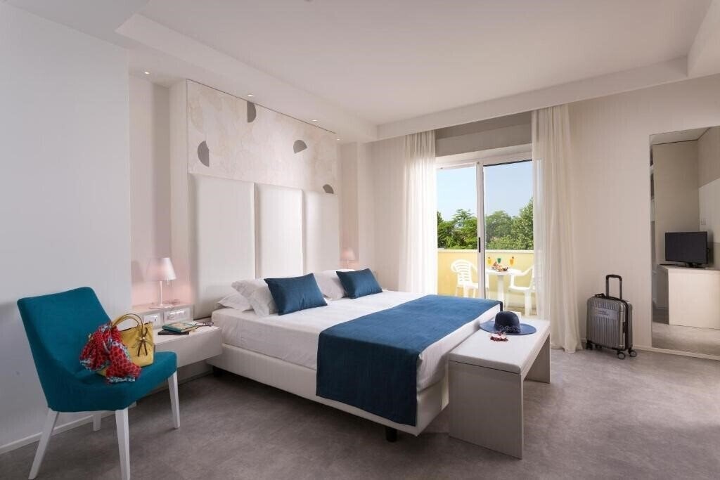 Картинка Astoria Suite (Marina Centro) 4*