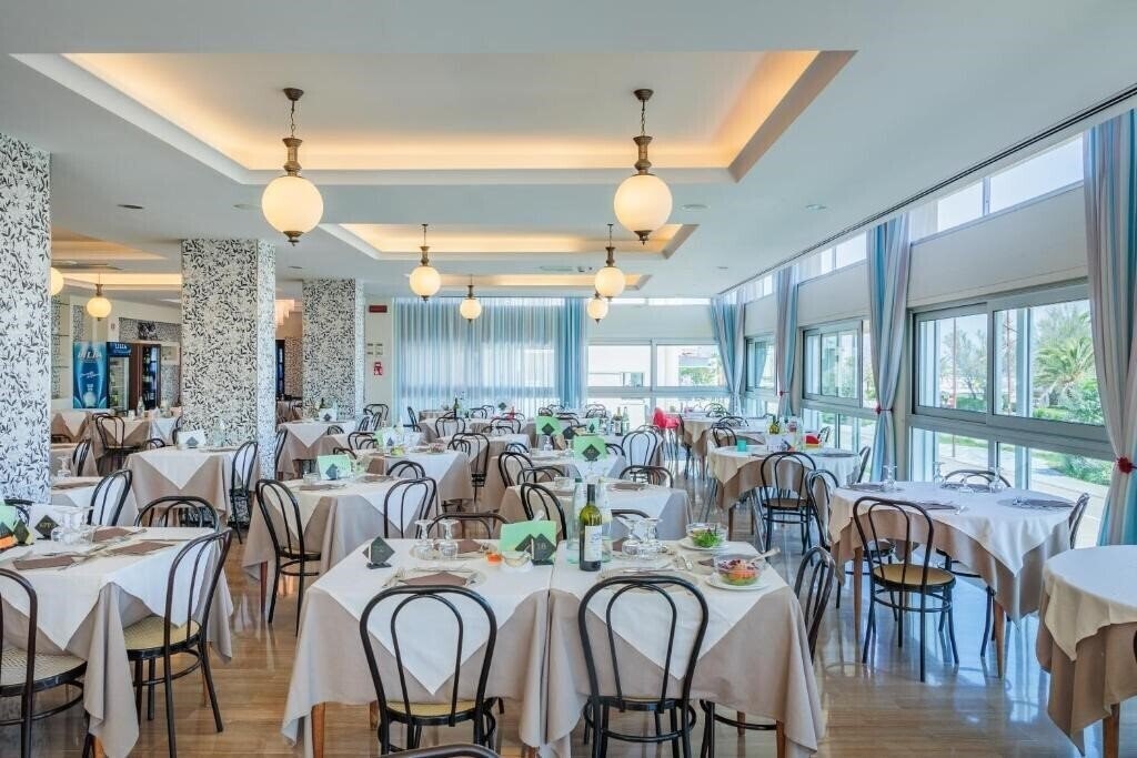Фотографія Hotel Centrale 3*