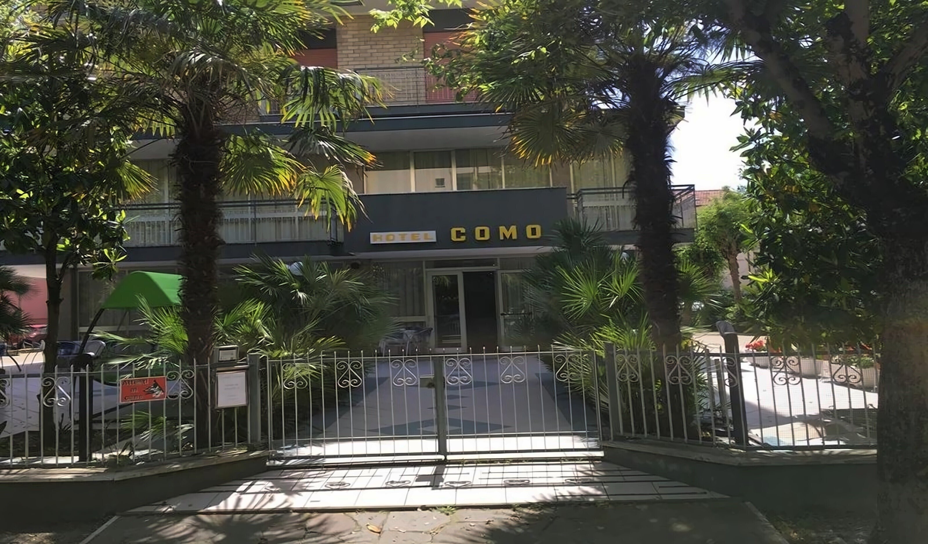 Готель Como (Bellariva) 2*