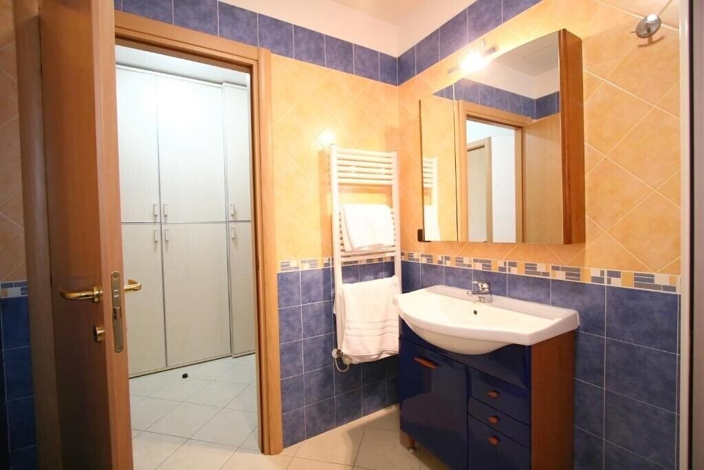 Фото Residence Beach Paradise (Viserba) Apart 3*