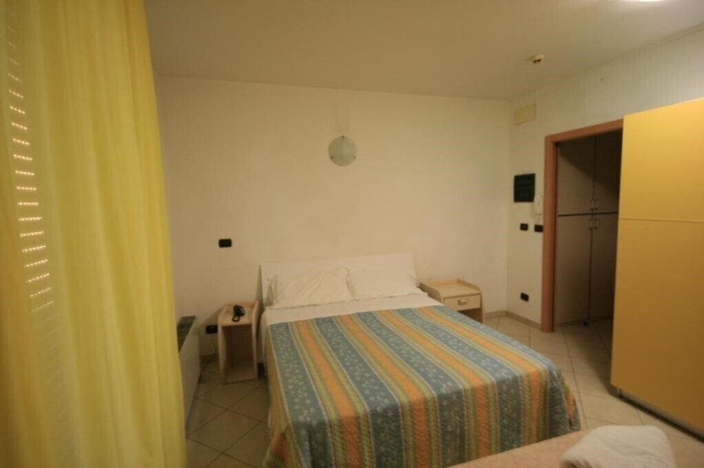 Картинка Residence Beach Paradise (Viserba) Apart 3*