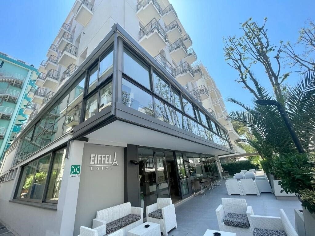 Отель Hotel Eiffel 3*