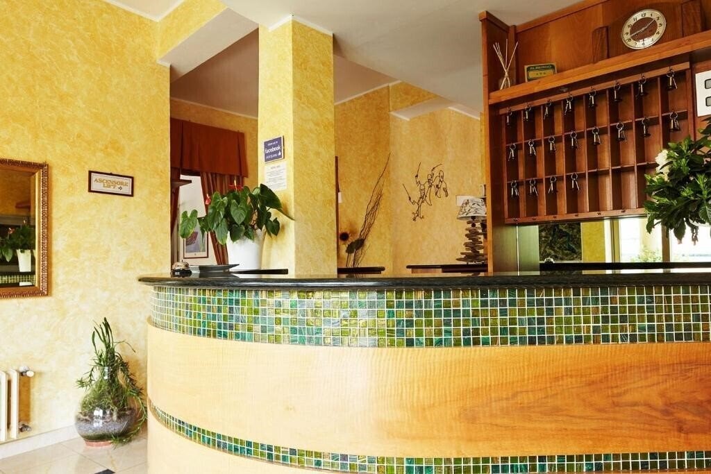 Фотографія Hotel 2000 3*