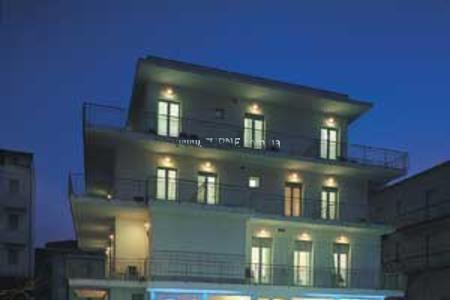 Отель Gattei 3*