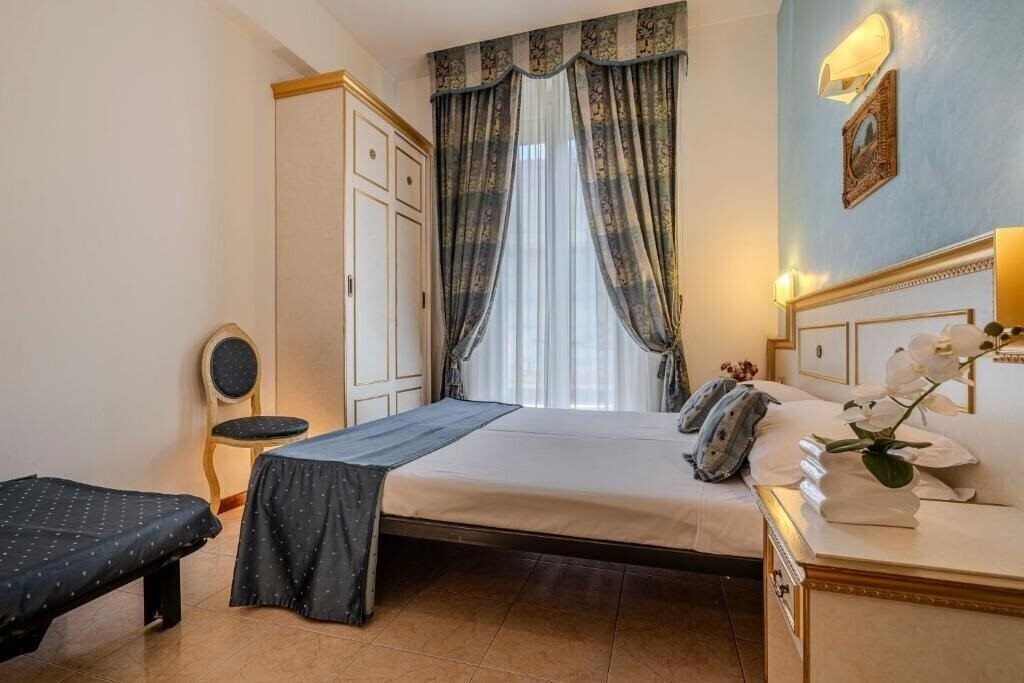 Готель King 3*