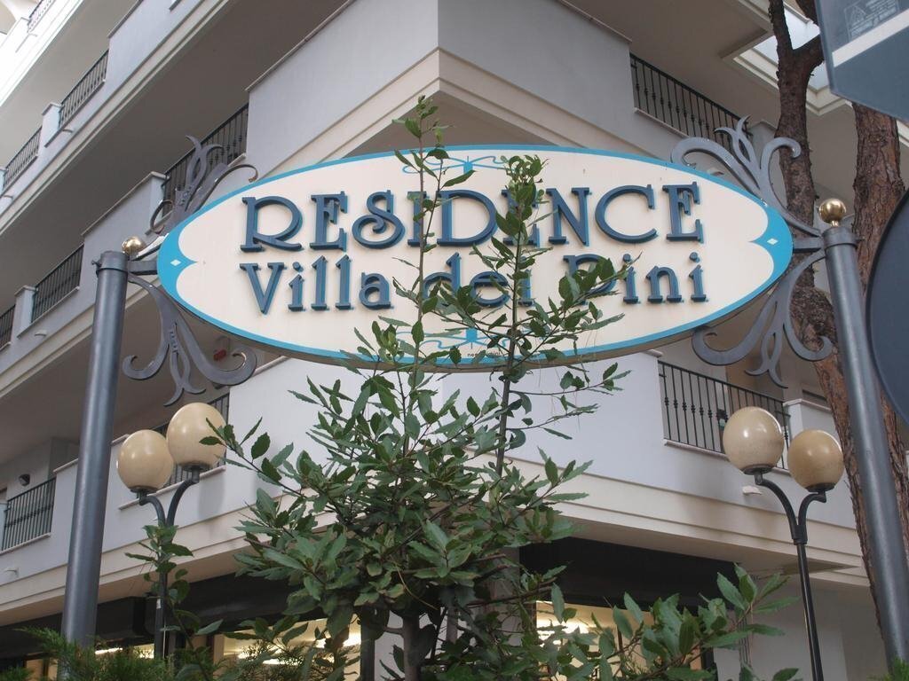Отель Residence Villa Dei Pini 3*
