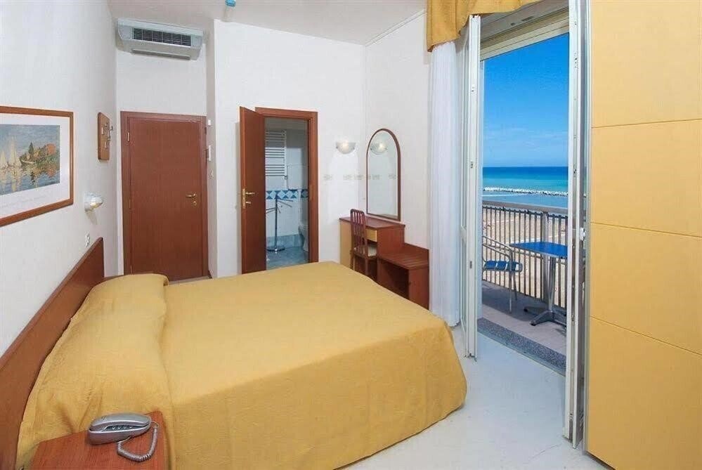 Картинка Carnaby (Viserba) 3*