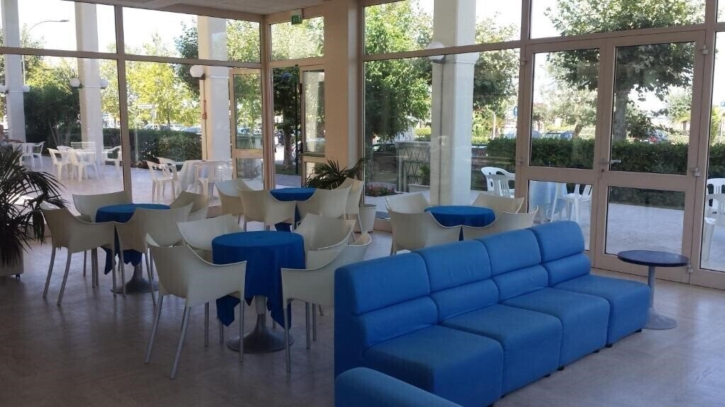 Отель Maria Pierra (Miramare) 2*