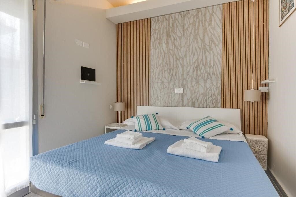 Отель Villa Madana (Rimini) 2*