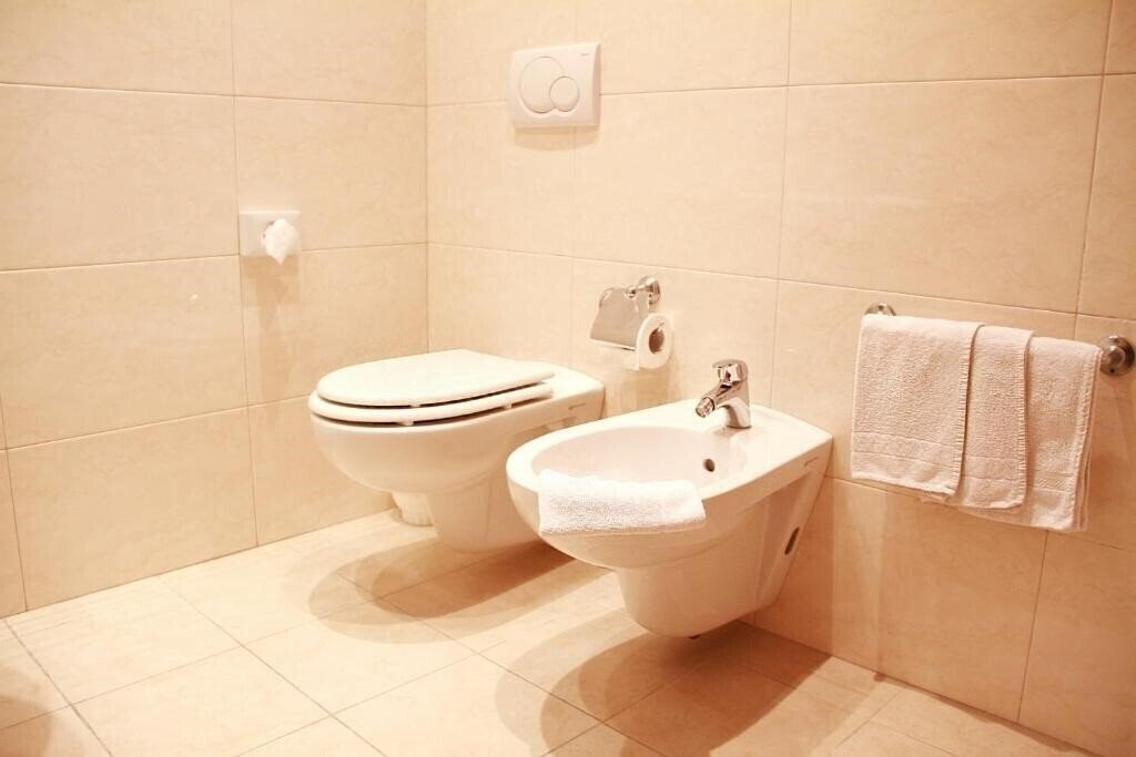 Фотографія International (Cattolica) 3*