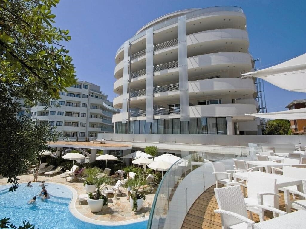Фотография Hotel Premier & Suite (Milano Marittima) 5*
