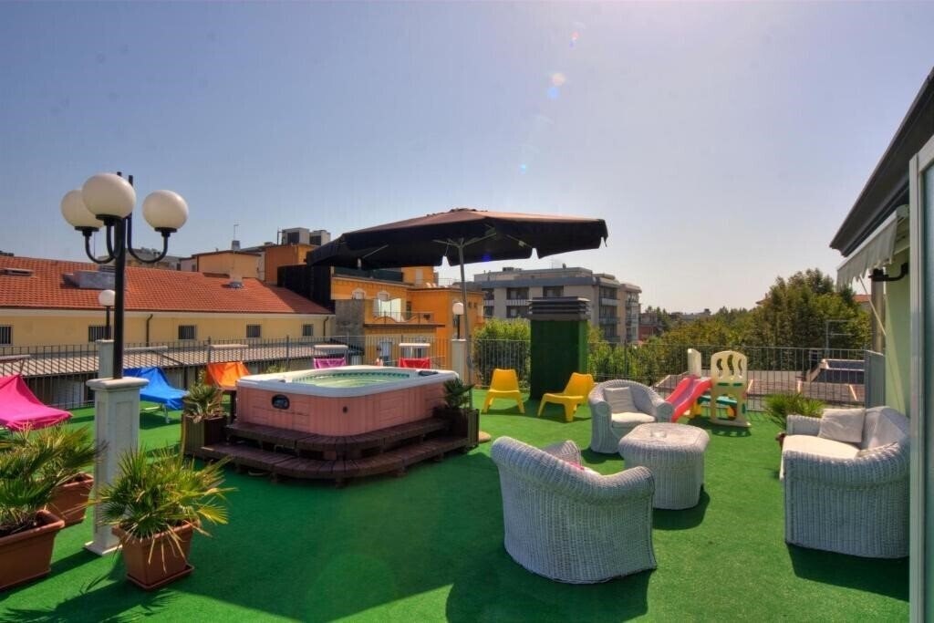 Готель Residence Divina (Miramare) 3*