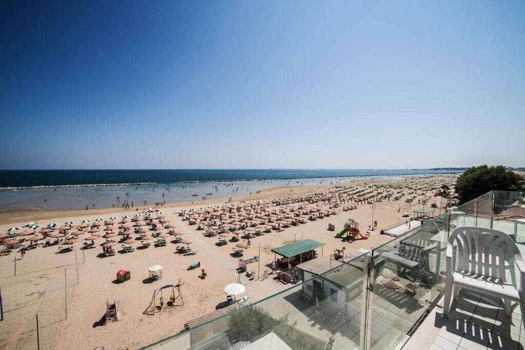 Отель Riviera Mare Beach Life Hotel 3*