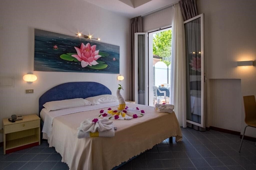 Картинка Villa Dei Fiori (Viserbella) 3*