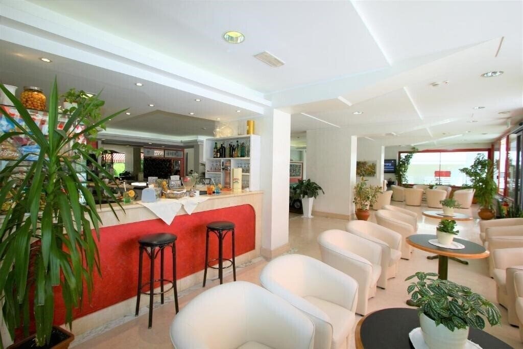 Картинка De Amicis 3*