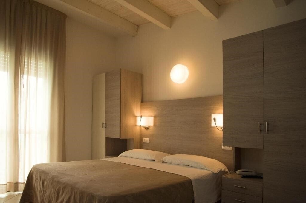 Отель Villa Enea 2*