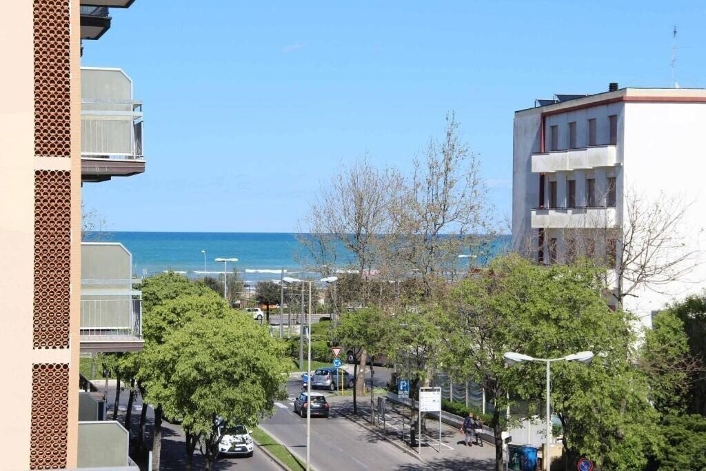 Отель Hotel Le Ali 2*