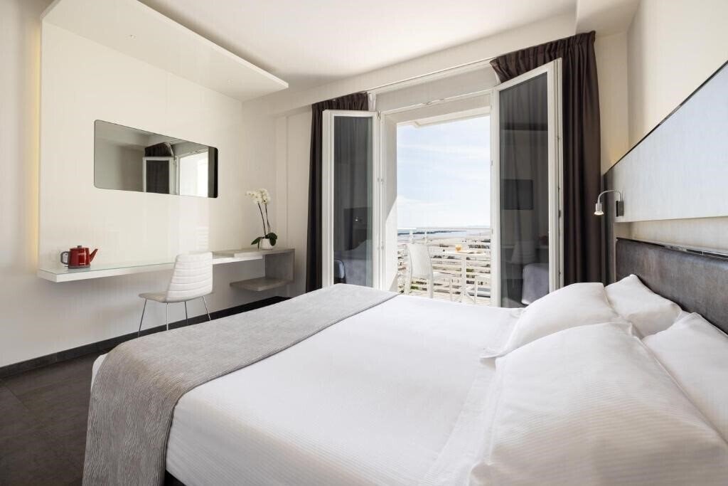 Фото Baldinini 4*
