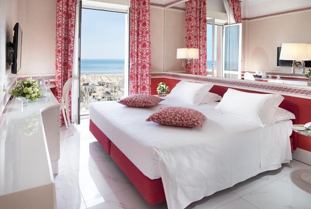 Фото Hotel Milton Rimini 4*