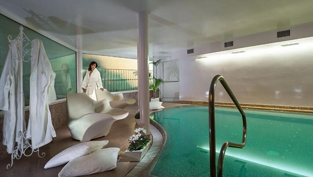 Фотографія Hotel Milton Rimini 4*