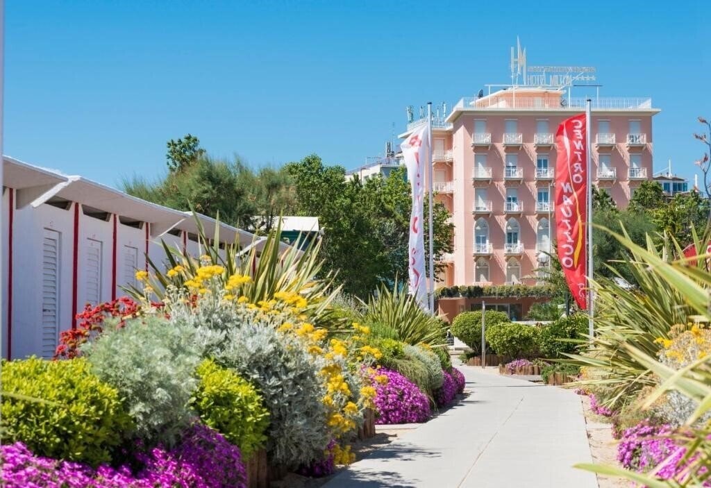 Готель Hotel Milton Rimini 4*