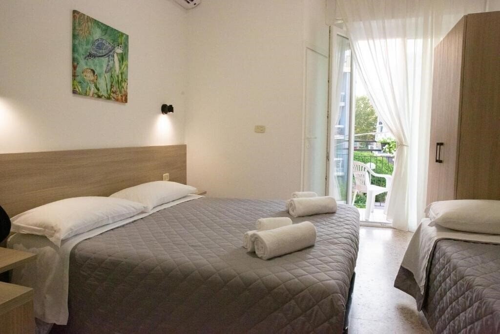 Готель Hotel Kariba 2*