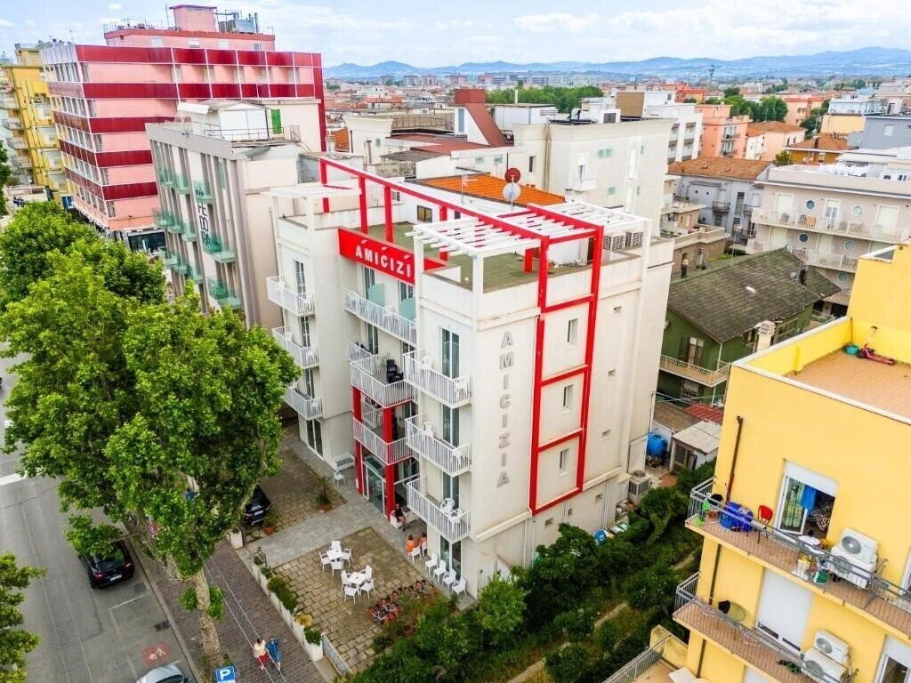 Готель Hotel Amicizia 3*