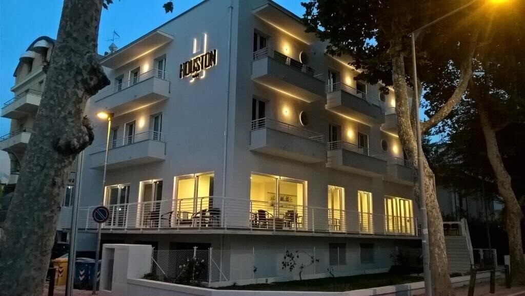 Отель Houston (Rivabella) 3*