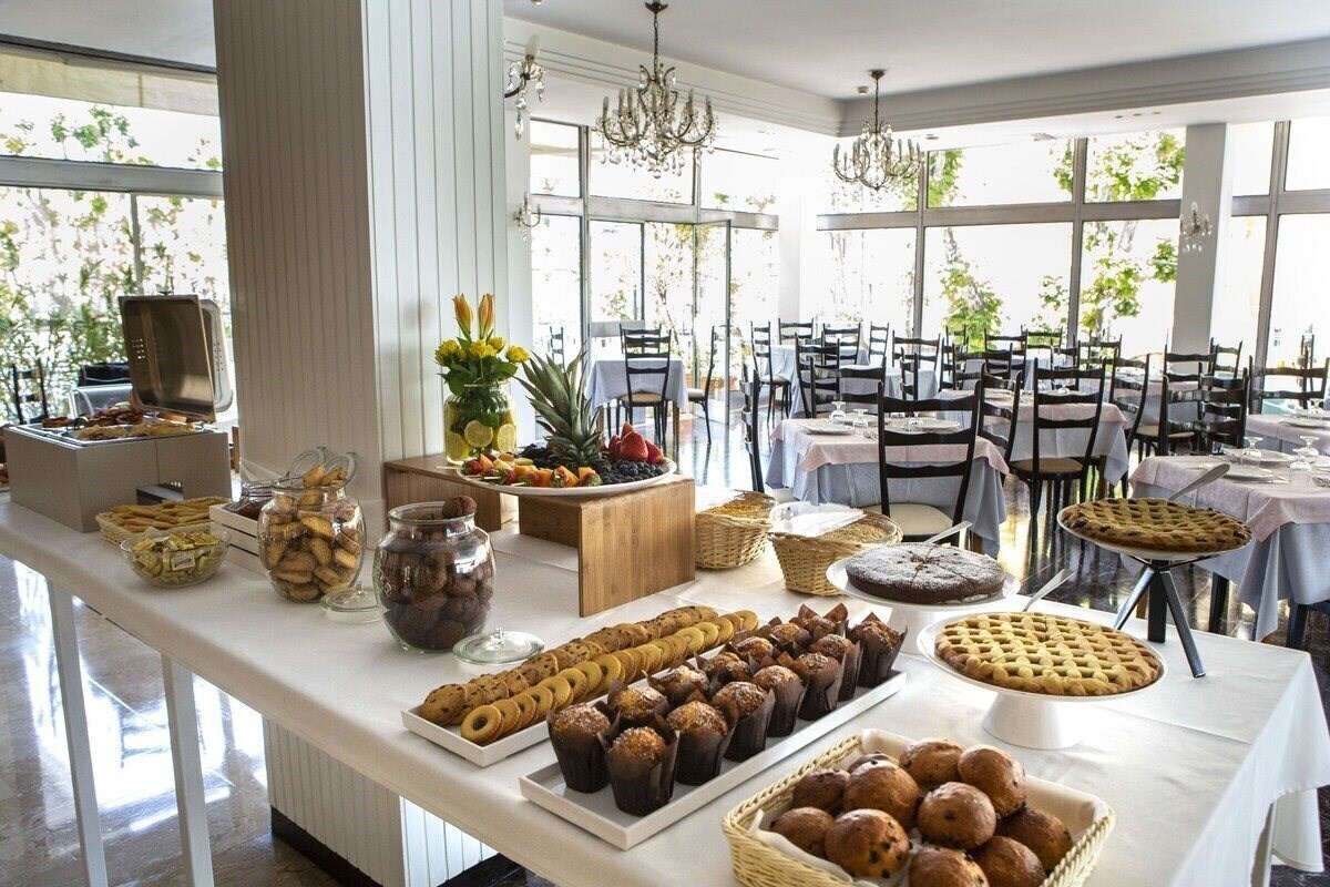 Изображение Miramare Et De La Ville 3*