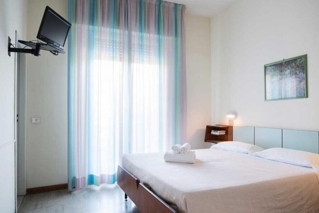 Фото Miramare Et De La Ville 3*