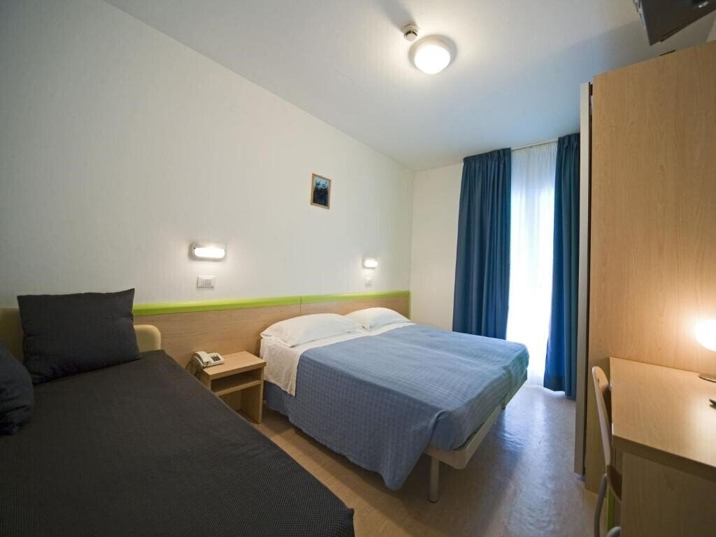 Фото Hotel Savina 3*