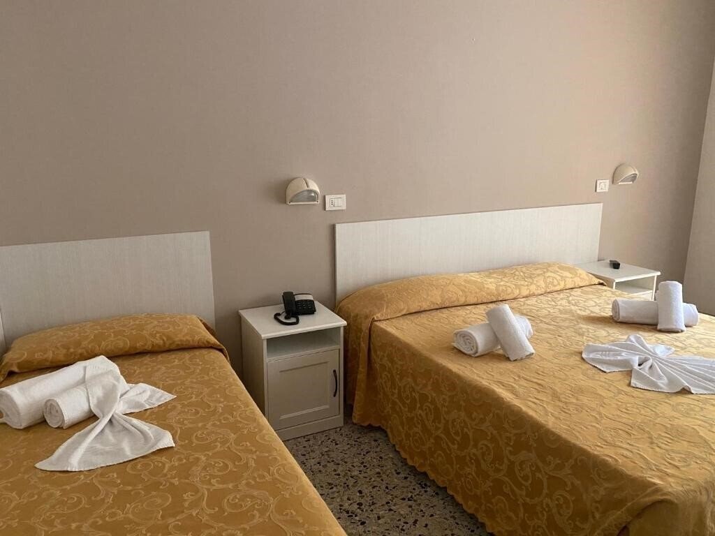 Готель Modenese 	Hotel 3*