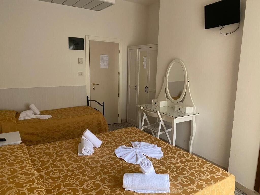 Фото Modenese 	Hotel 3*