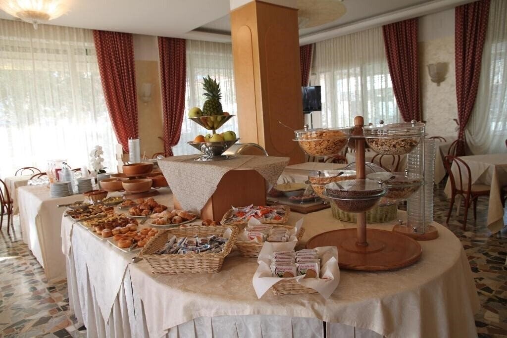 Фотография Adriatica 3*