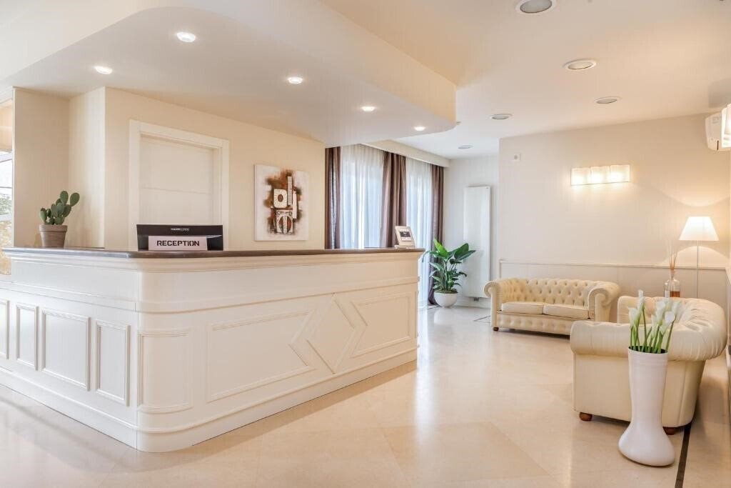 Картинка Hotel Exclusive 2*