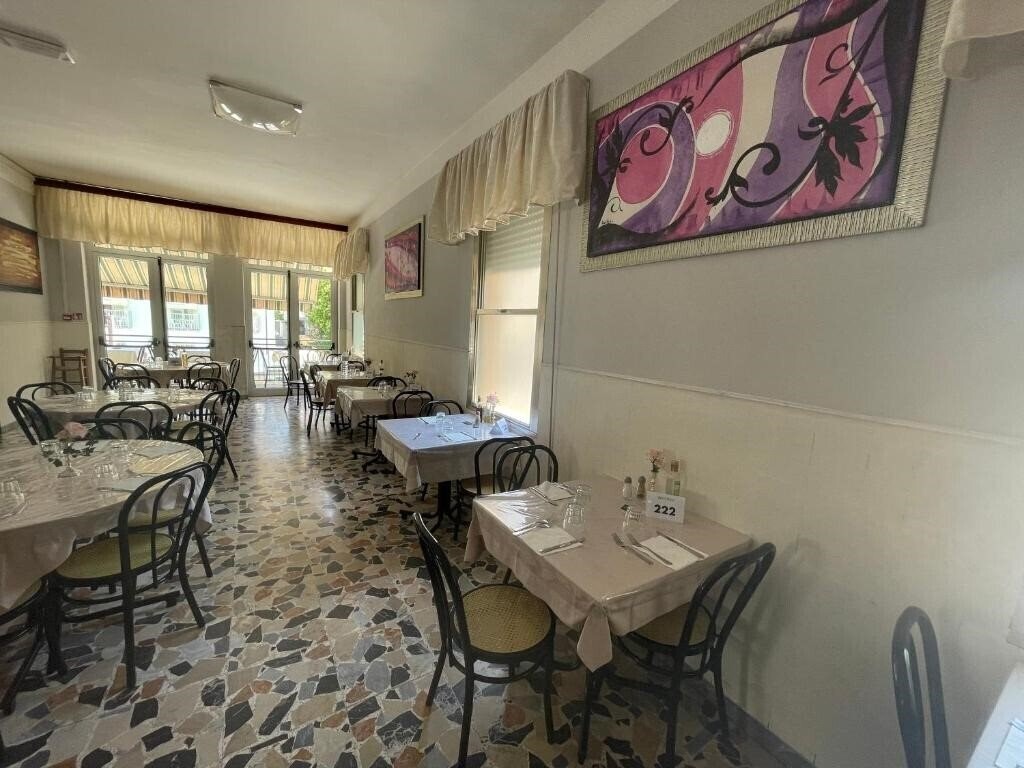 Изображение Moroni Rimini 2*